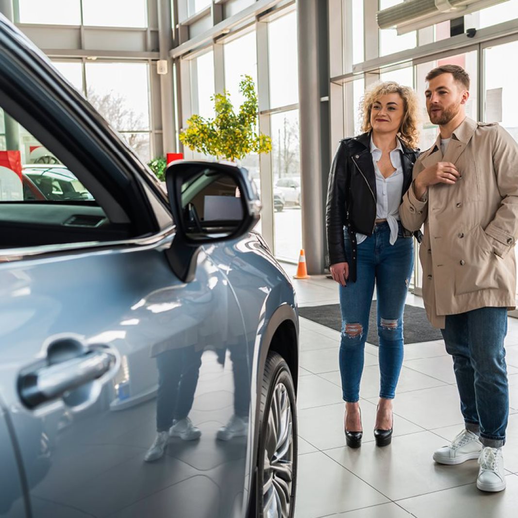 PARCO AUTO CON GARANZIA 12 MESI